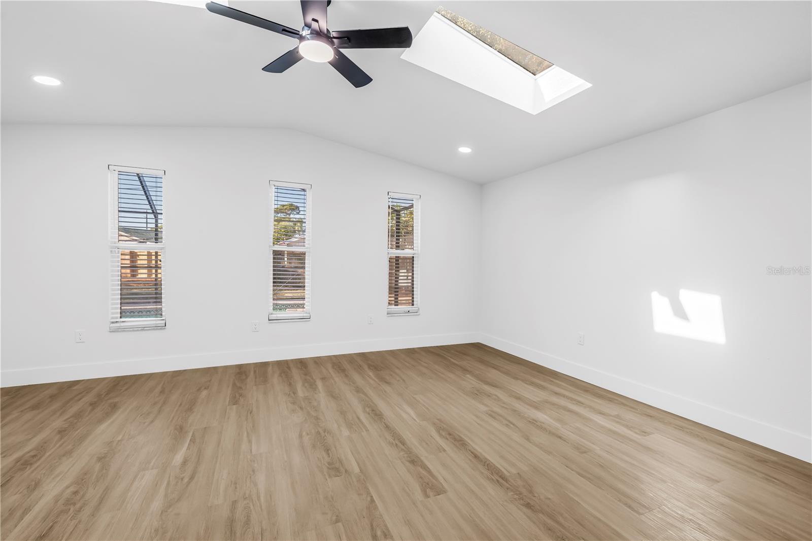 SOUTHERN COMFORT HOMES UNIT 1-B - Residential