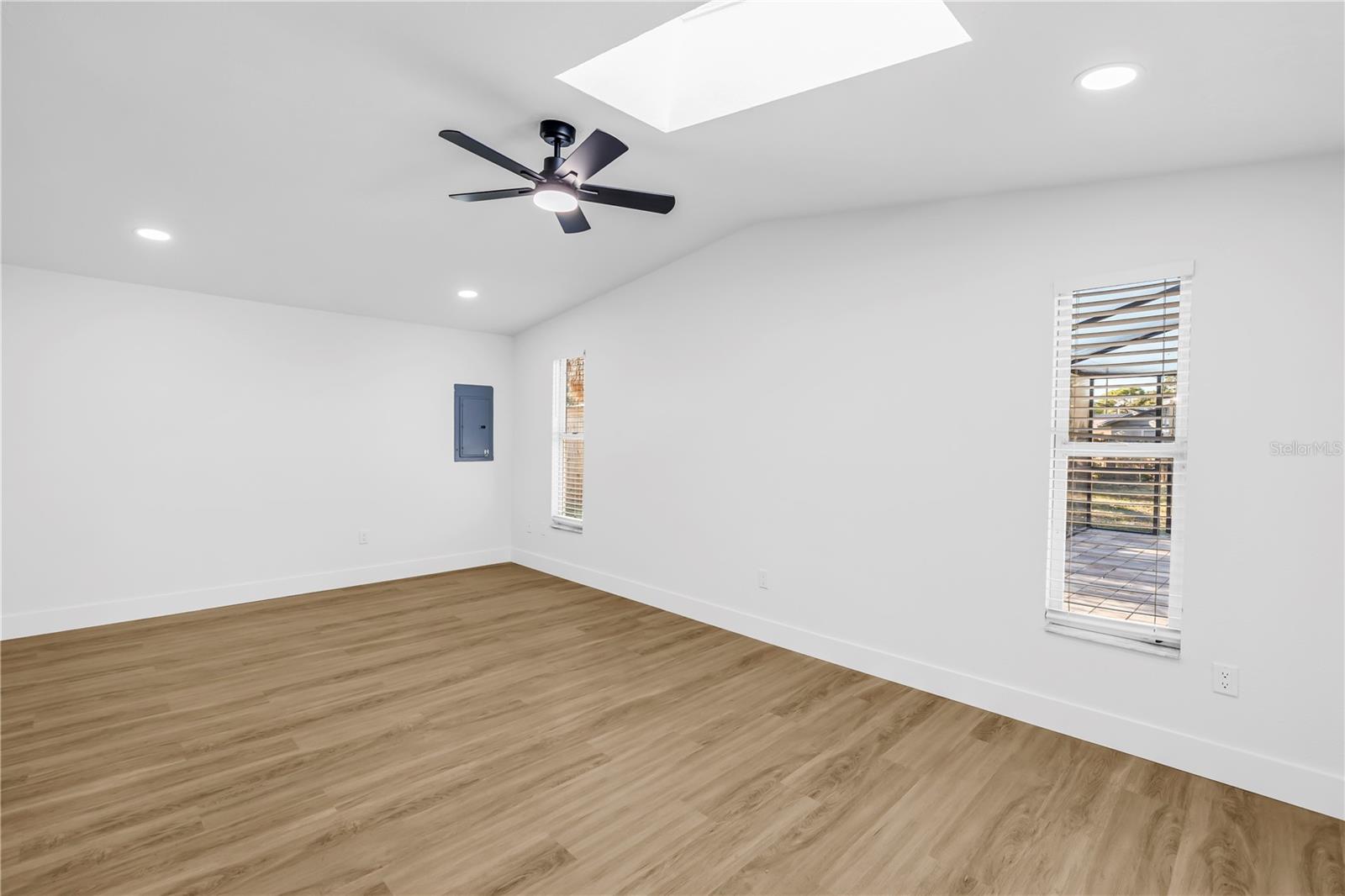 SOUTHERN COMFORT HOMES UNIT 1-B - Residential