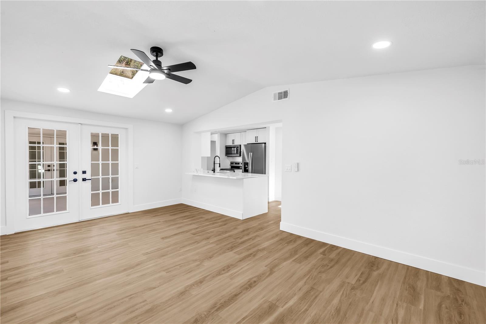 SOUTHERN COMFORT HOMES UNIT 1-B - Residential