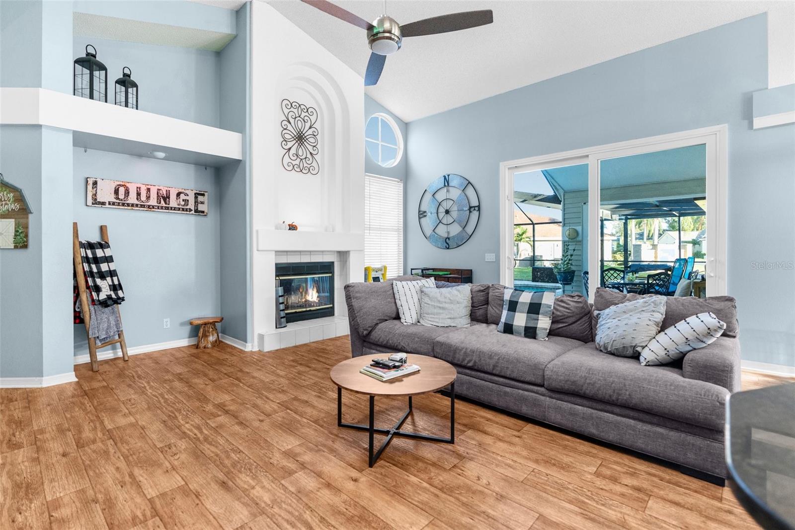 1249 MAZARION PLACE
