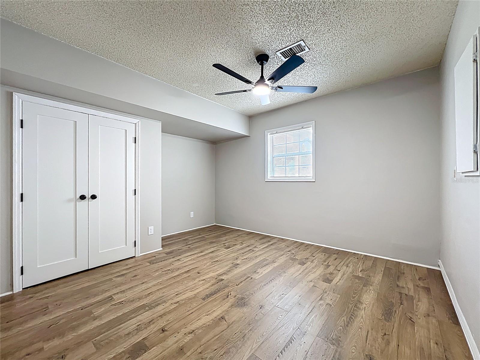 STURBRIDGE - Residential