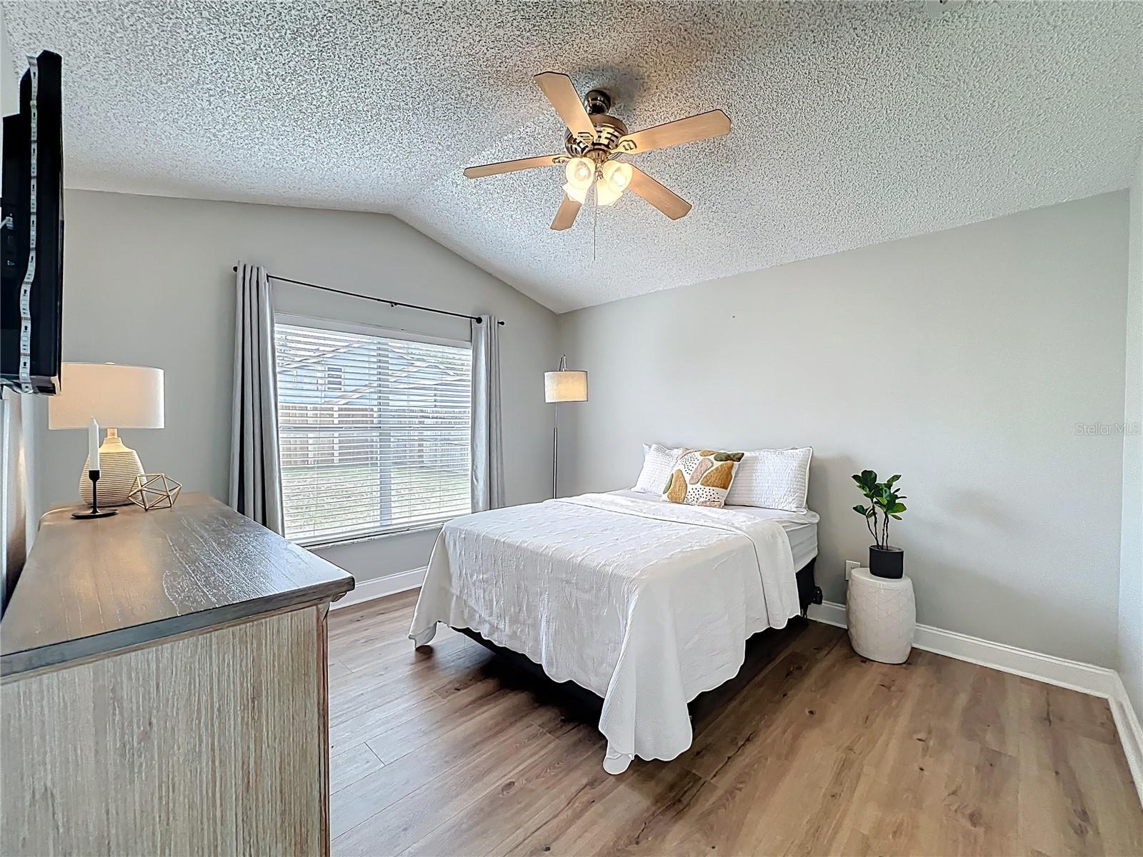 STURBRIDGE - Residential