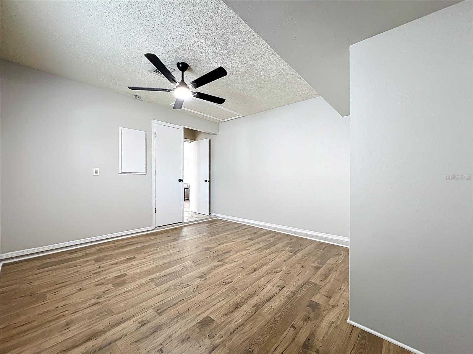 STURBRIDGE - Residential