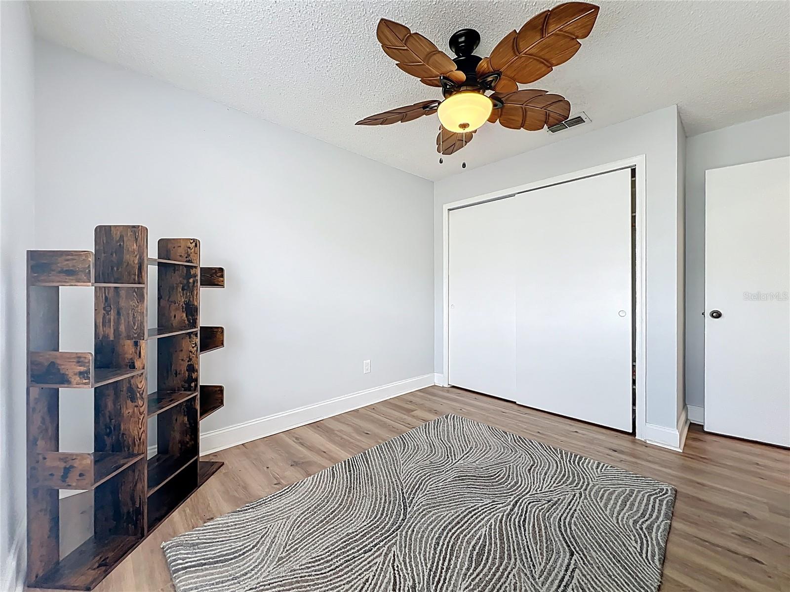 STURBRIDGE - Residential