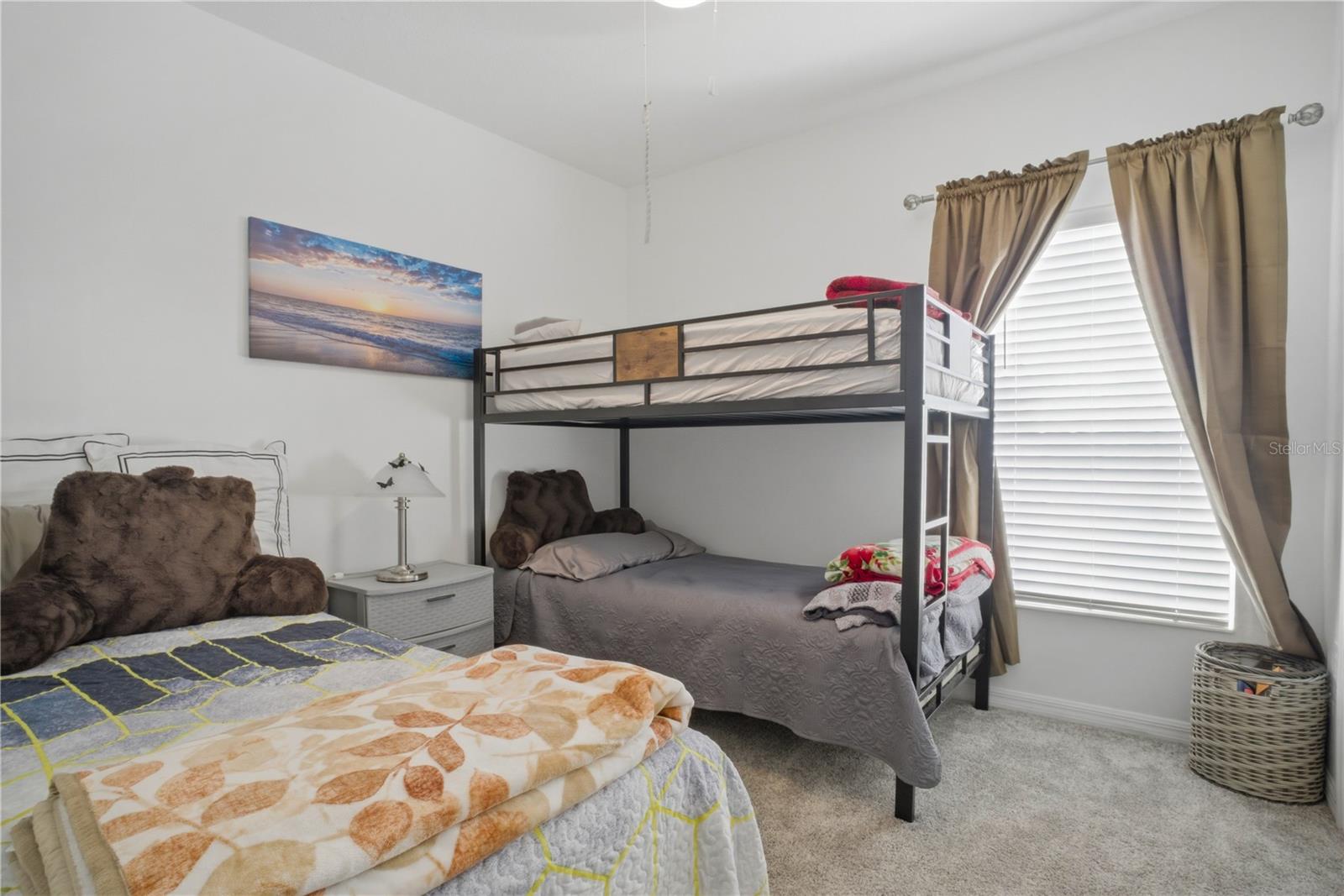 LEOMAS LNDG PH 1 - Residential