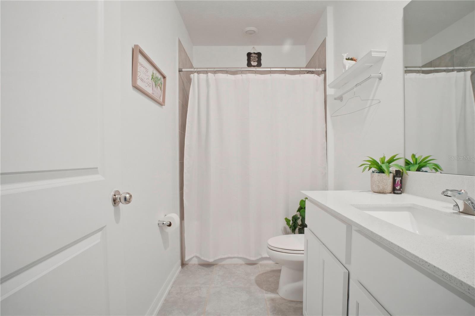 LEOMAS LNDG PH 1 - Residential