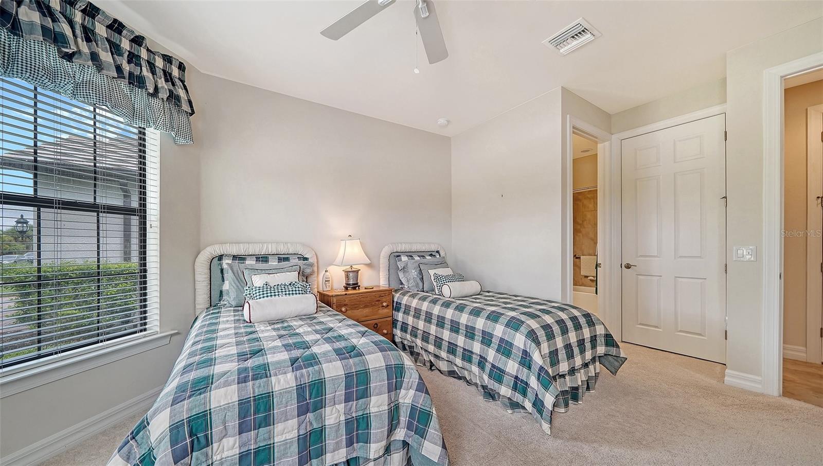 SANDHILL PRESERVE - Residential