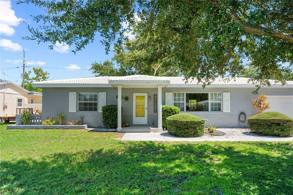 Photo of 5920 49th Avenue N, Kenneth City, FL 33709 (MLS # TB8539917)