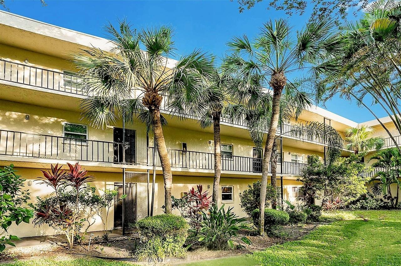 WATERS EDGE 1 CONDO - Residential Lease