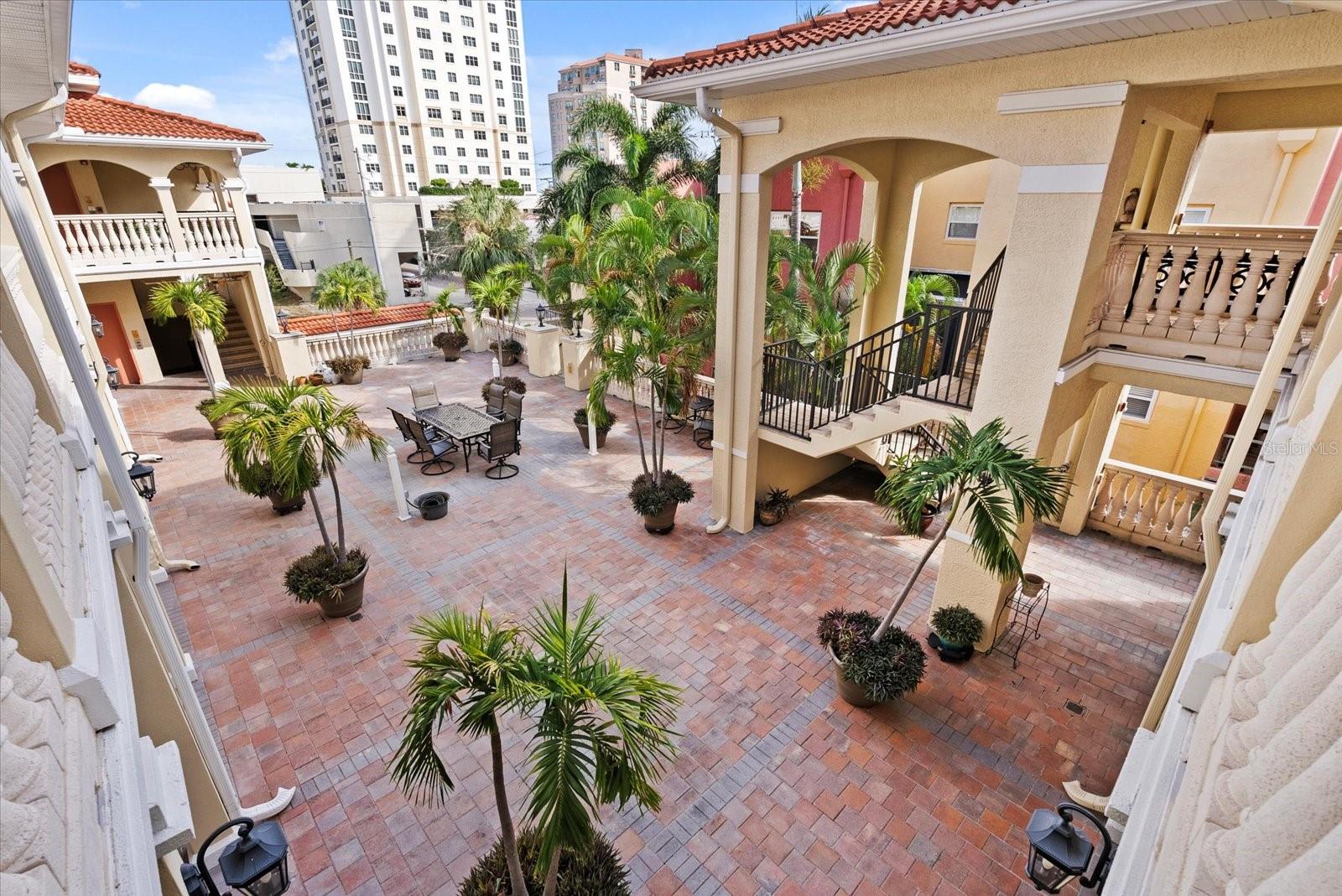 SPANISH PALMS CONDO - Residential