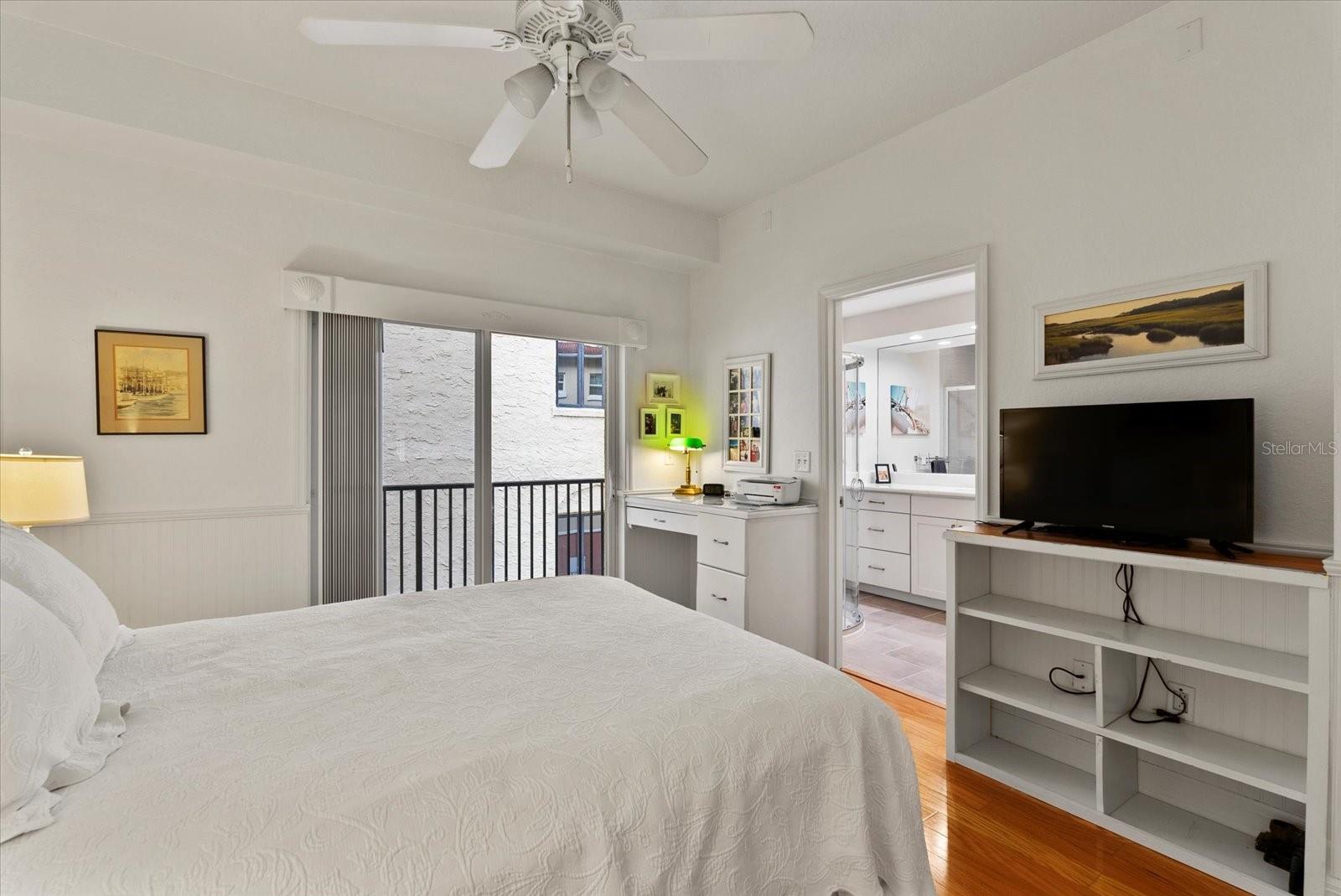 SPANISH PALMS CONDO - Residential