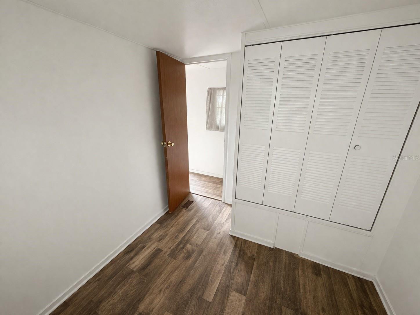 SUNSHINE PARK 01 - Residential