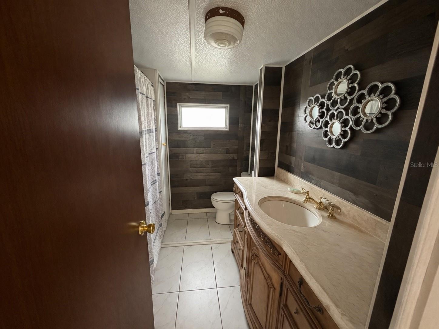 SUNSHINE PARK 01 - Residential