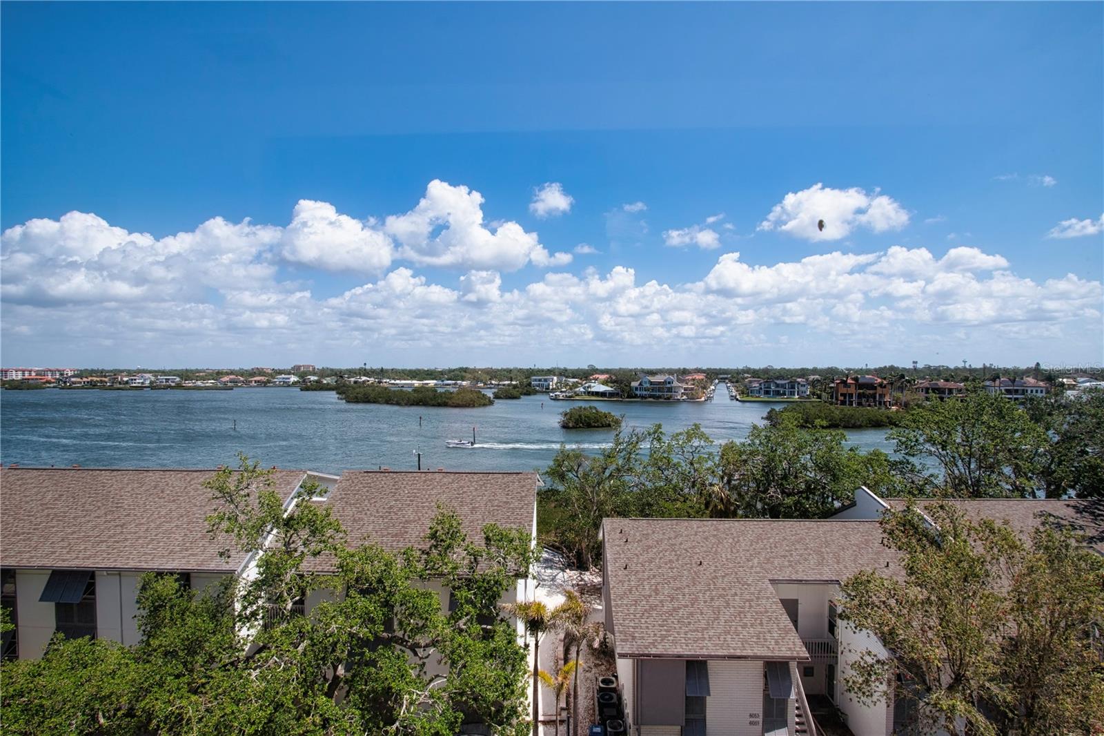 PEPPERTREE BAY - Residential