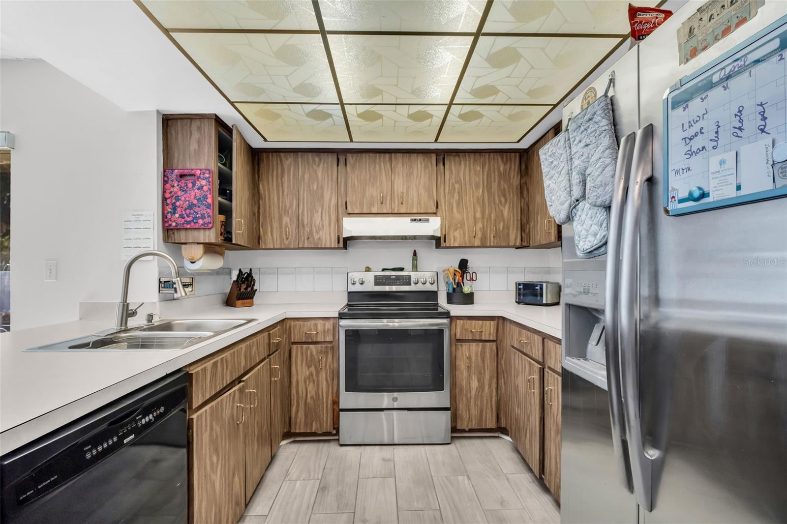 WHITNEY PINES 1ST ADD - Residential