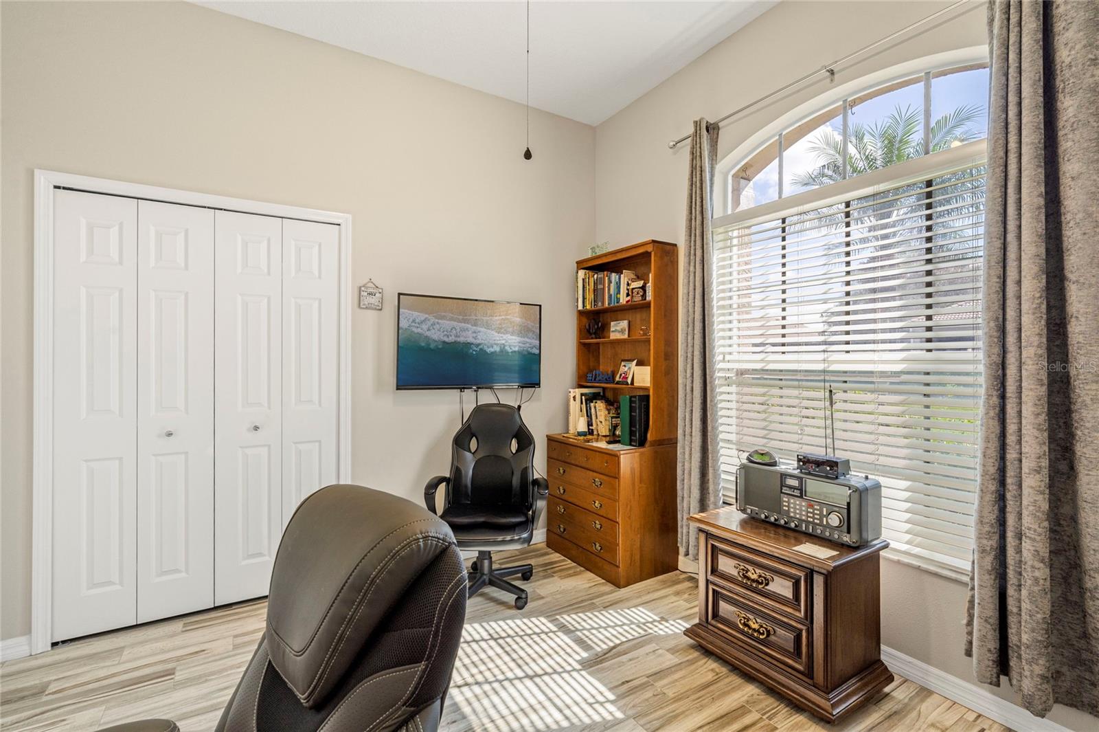 THE HAMPTONS - Residential