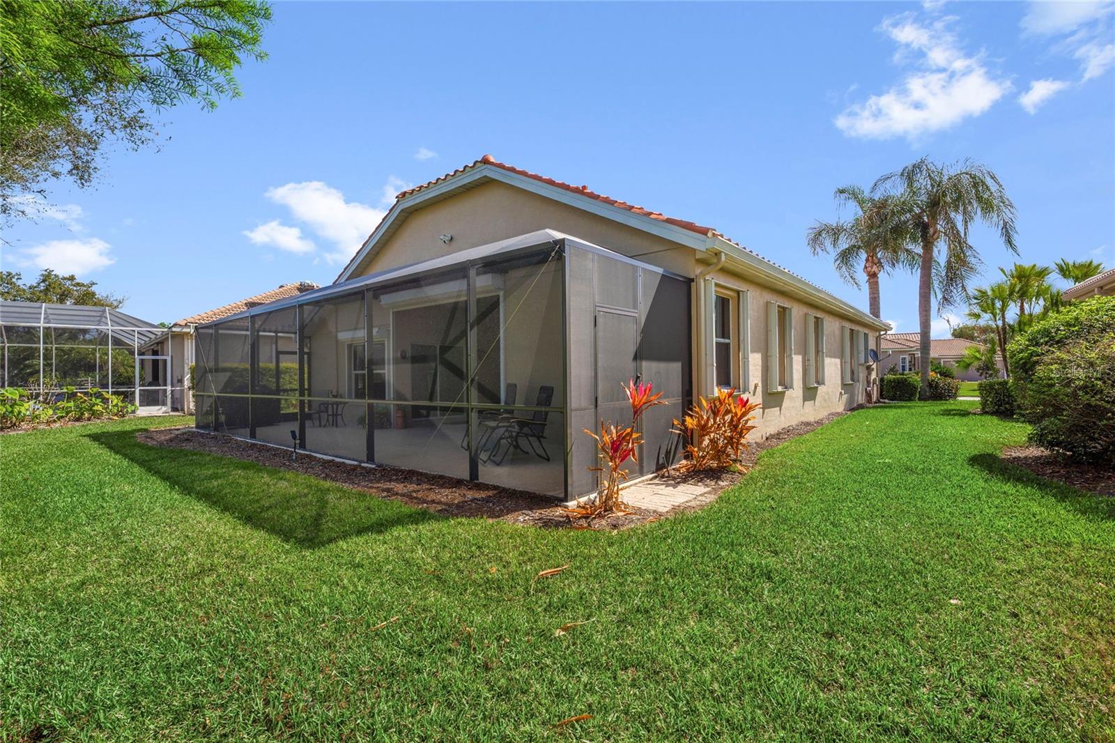 THE HAMPTONS - Residential