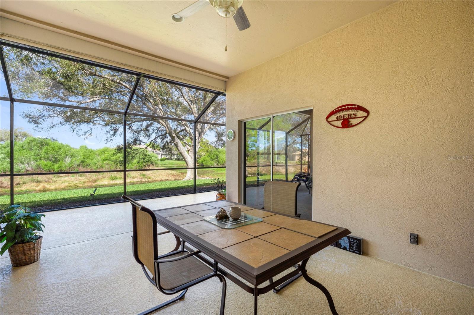 THE HAMPTONS - Residential