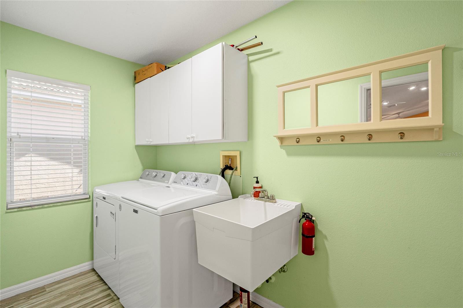 THE HAMPTONS - Residential