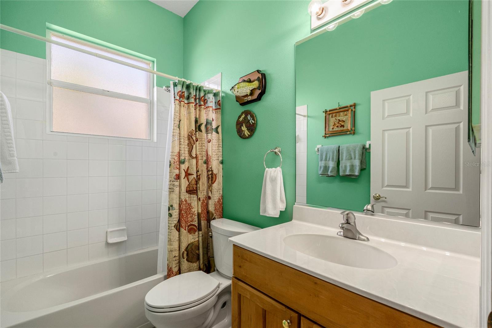 THE HAMPTONS - Residential