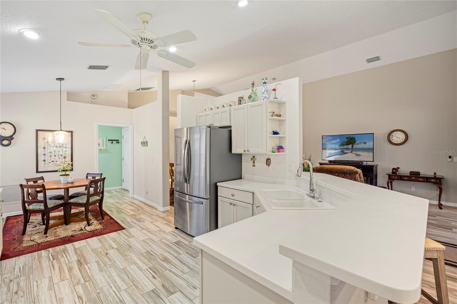 THE HAMPTONS - Residential