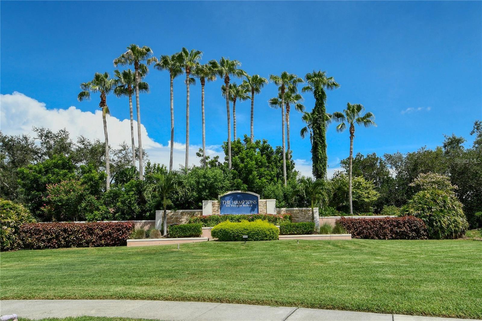 THE HAMPTONS - Residential