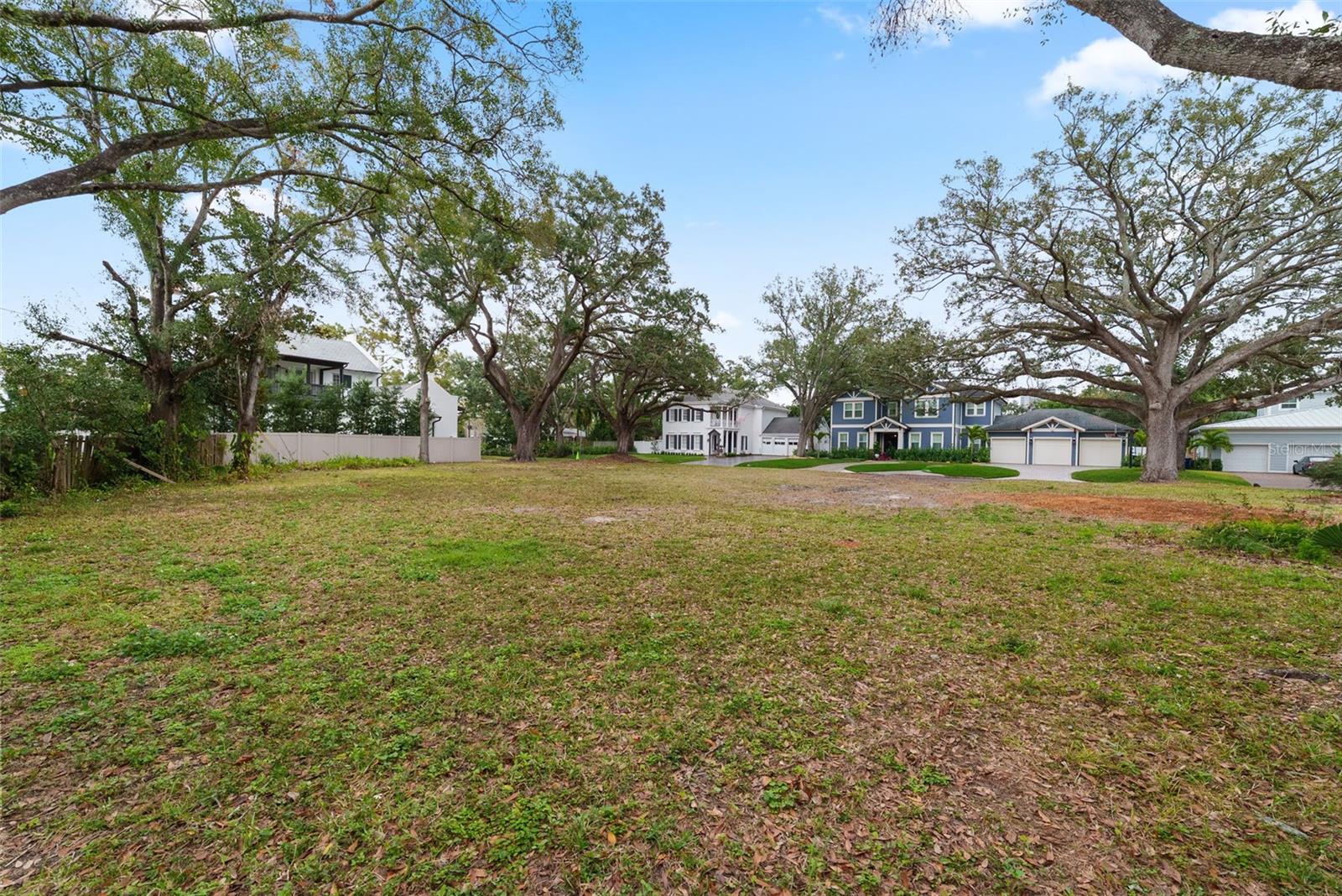 BAY VIEW ESTATES - Land