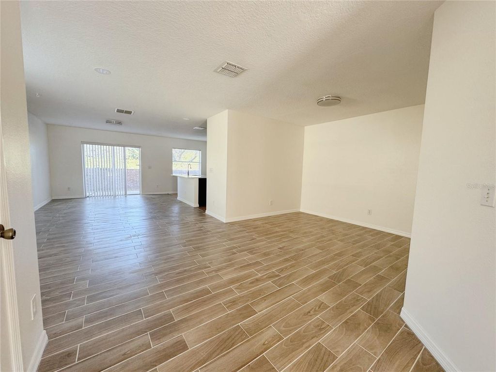 Photo of 760 Cresting Oak Circle, Orlando, FL 32824 (MLS # O6368893)