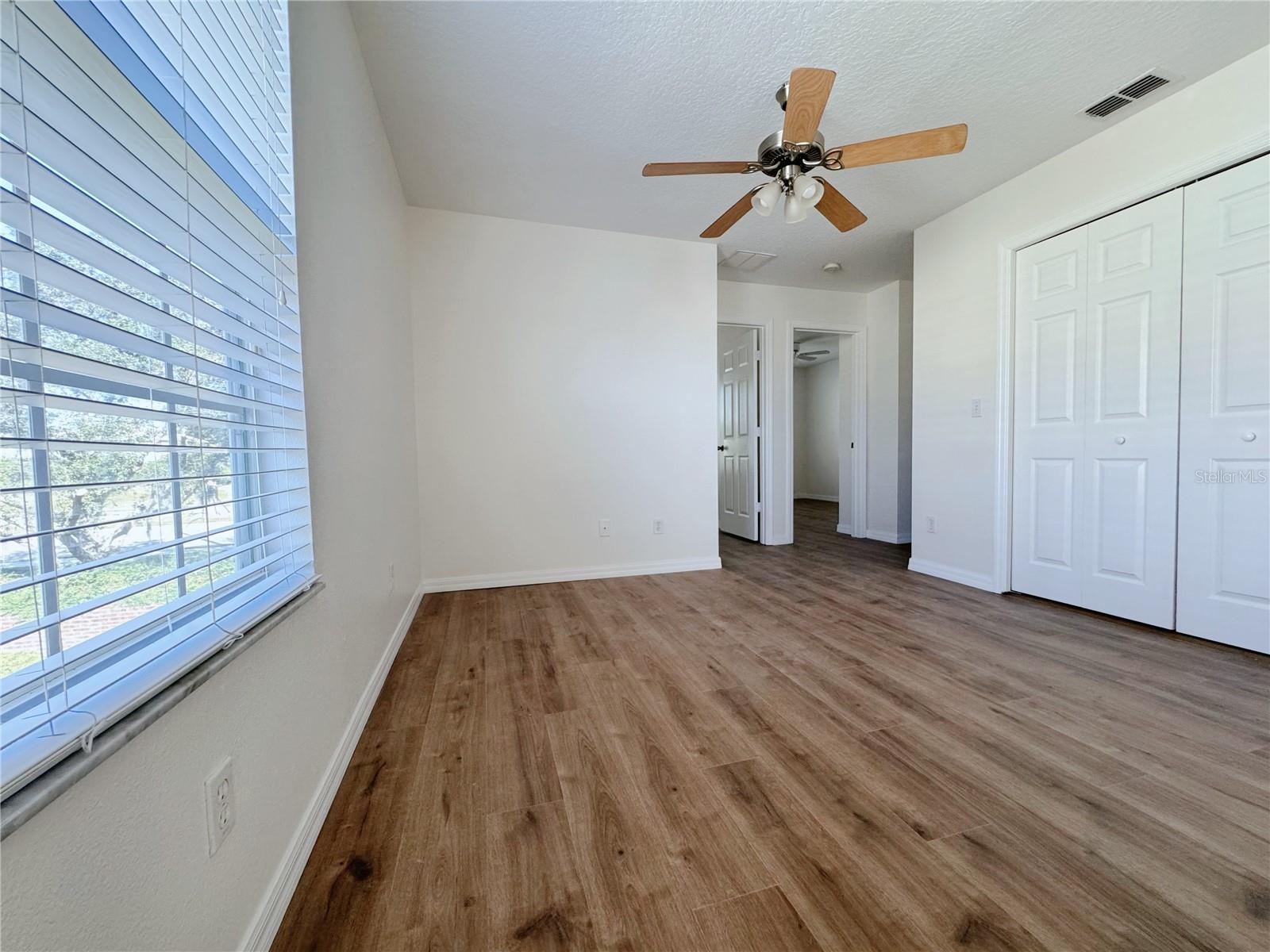 OAKCREST/SOUTHMEADOWPH N - Residential Lease