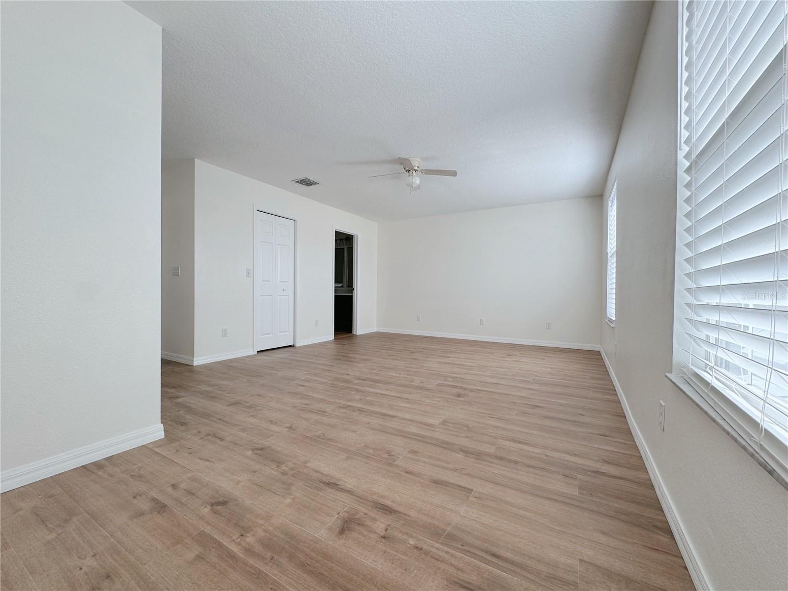 OAKCREST/SOUTHMEADOWPH N - Residential Lease