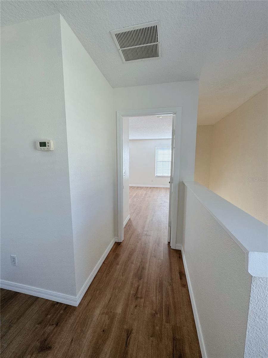 OAKCREST/SOUTHMEADOWPH N - Residential Lease