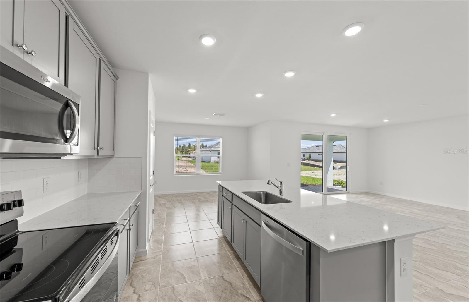 LAKESPUR WELLEN PARK PHASE 3 - Residential