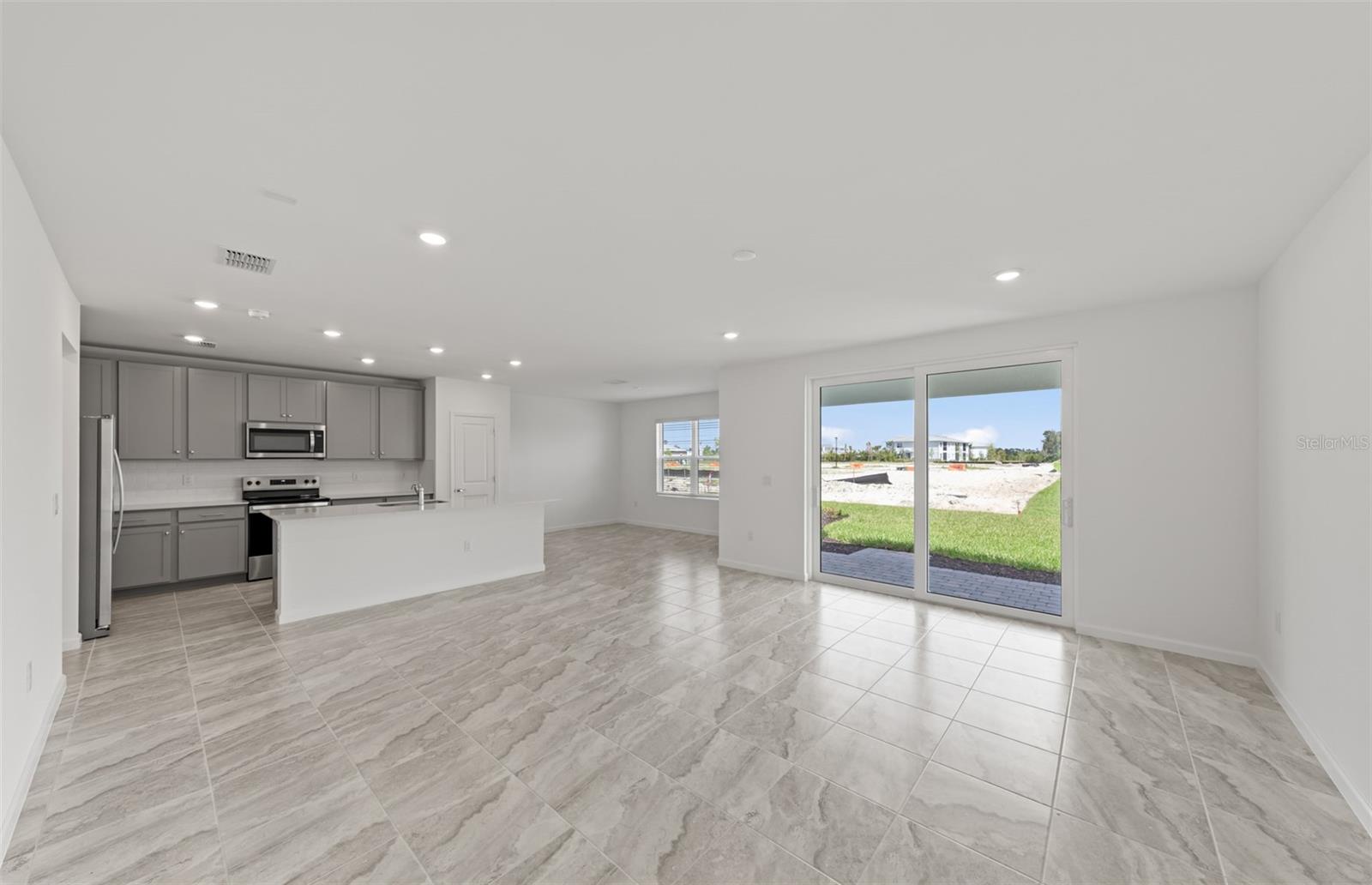 LAKESPUR WELLEN PARK PHASE 3 - Residential