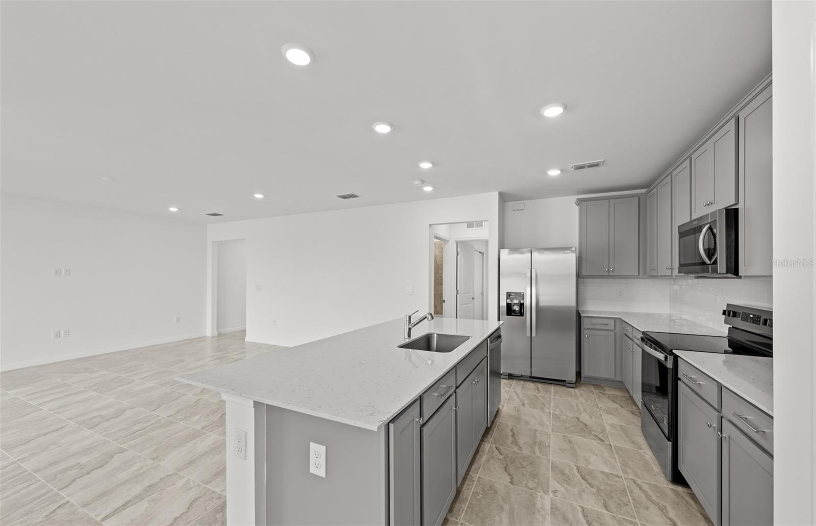 LAKESPUR WELLEN PARK PHASE 3 - Residential