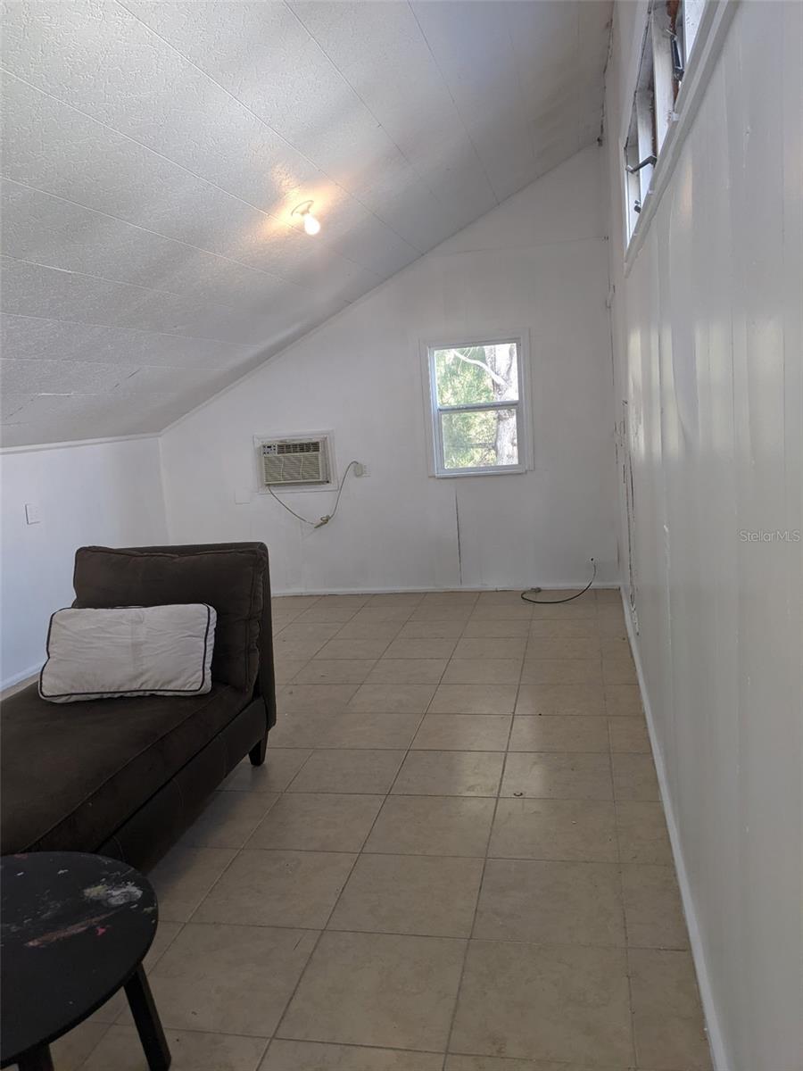 HUDSON PARK - Residential