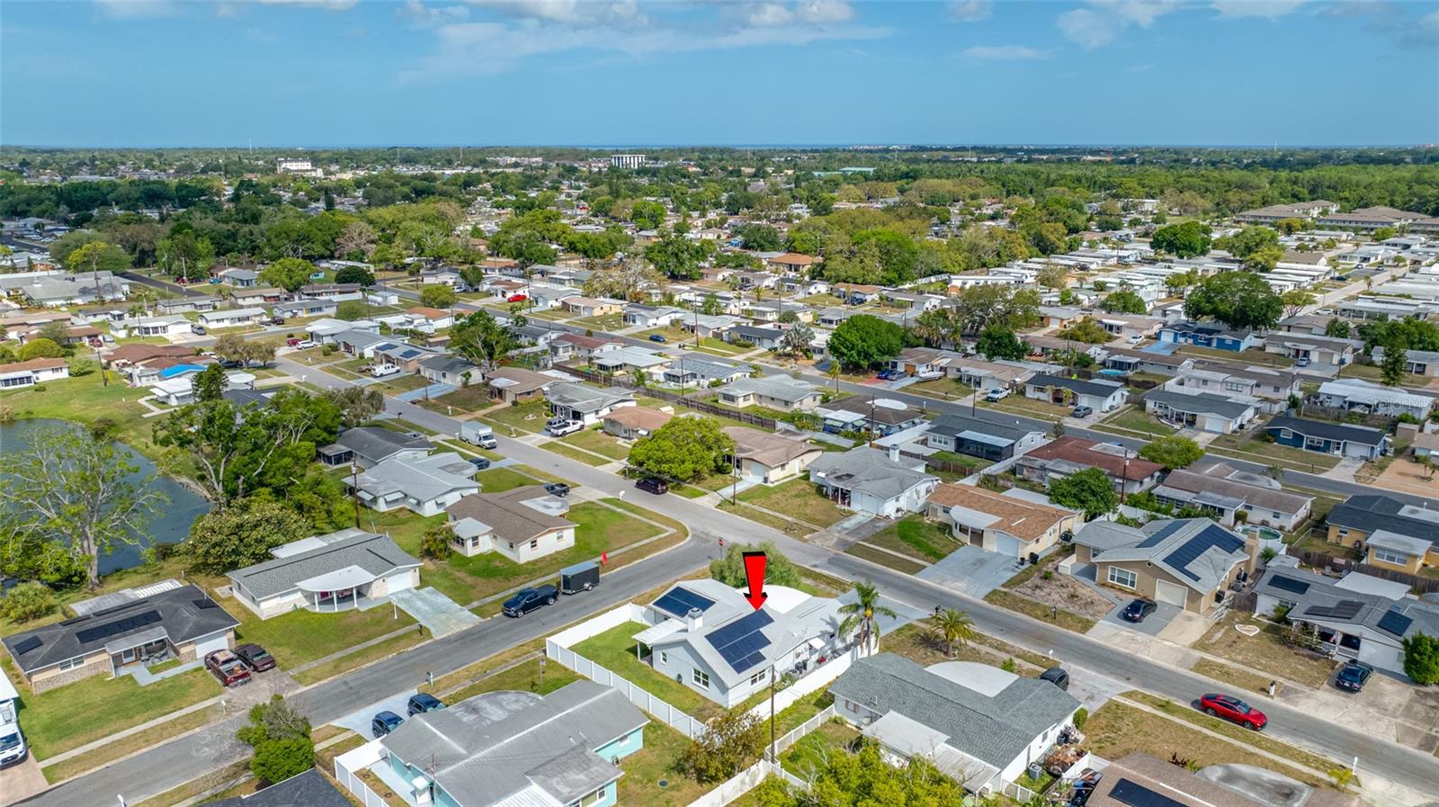 HOLIDAY GARDENS - Residential