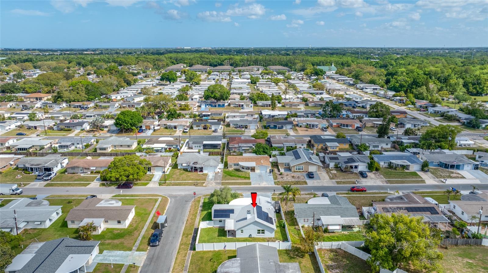 HOLIDAY GARDENS - Residential