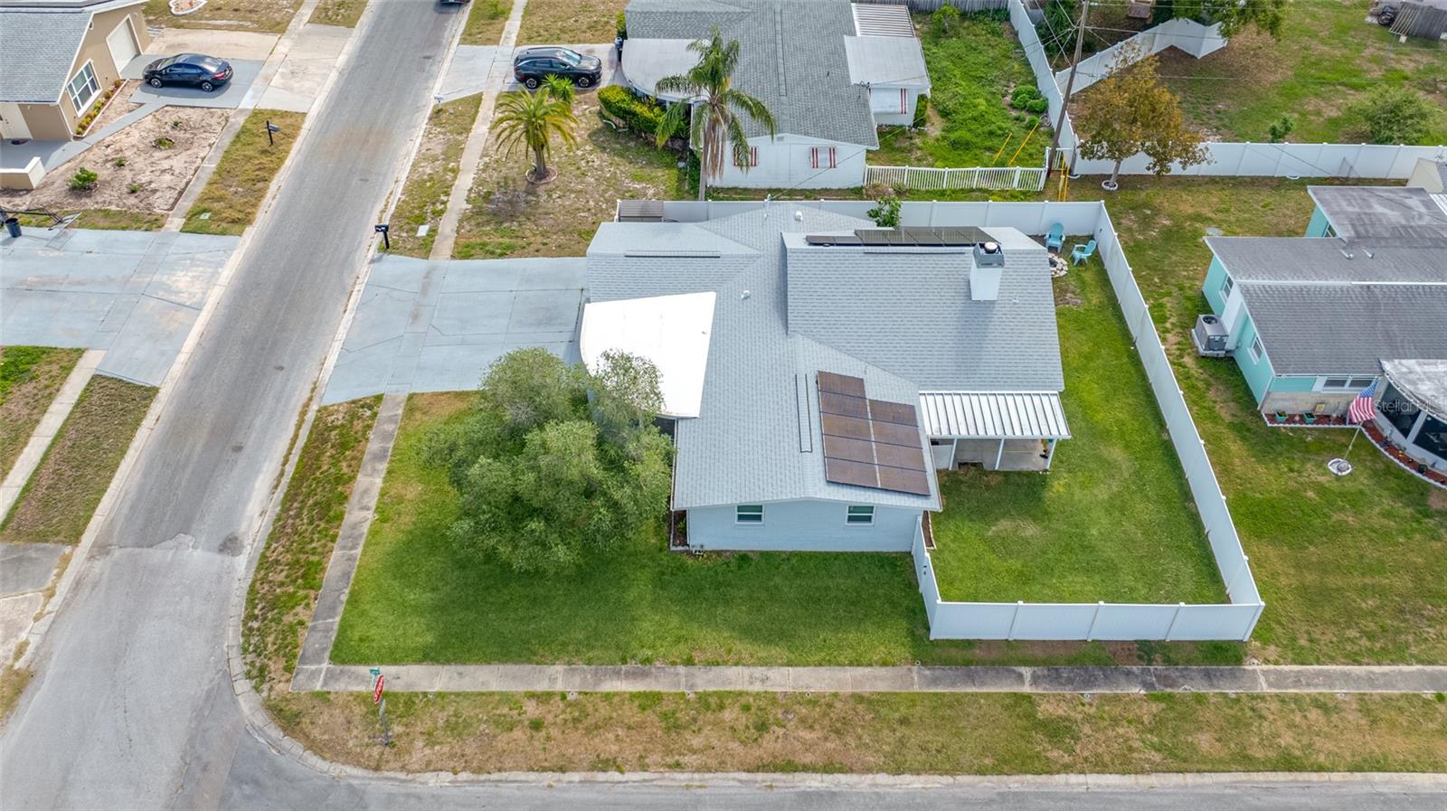 HOLIDAY GARDENS - Residential