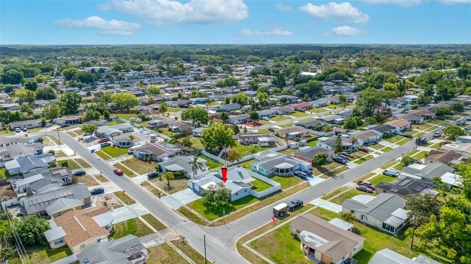 HOLIDAY GARDENS - Residential