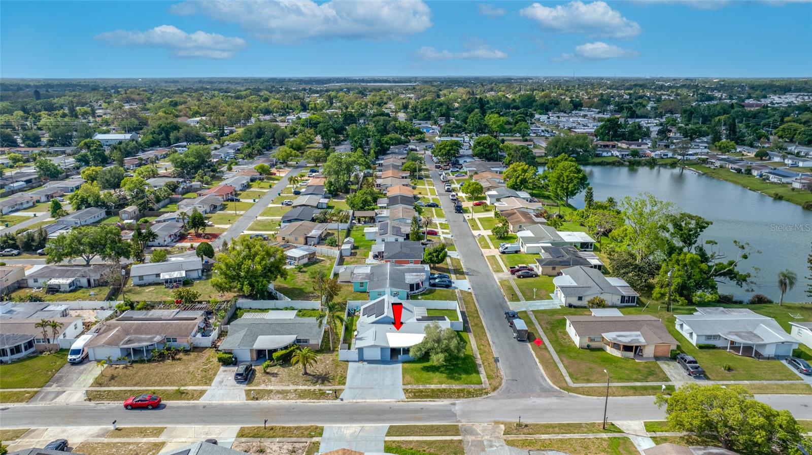 HOLIDAY GARDENS - Residential