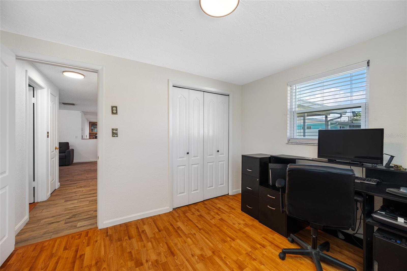 HOLIDAY GARDENS - Residential