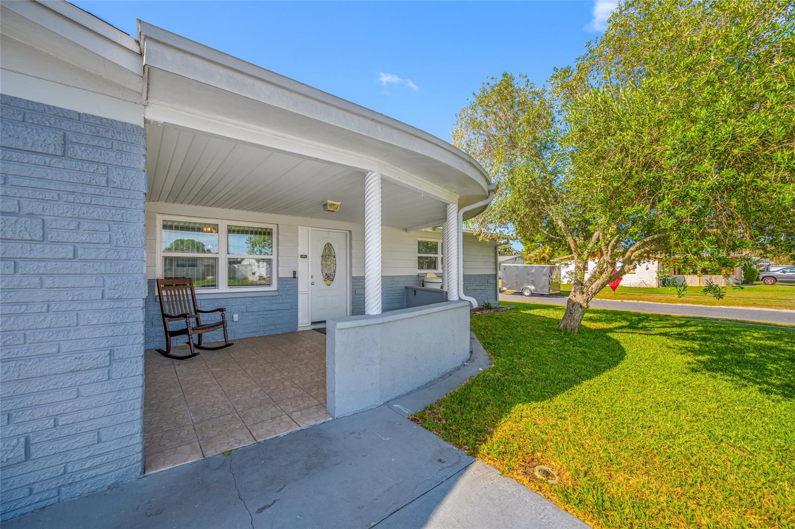 HOLIDAY GARDENS - Residential