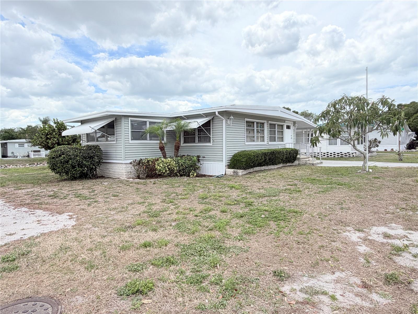 COUNTRY PARK CO-OP M/H UNREC - Residential