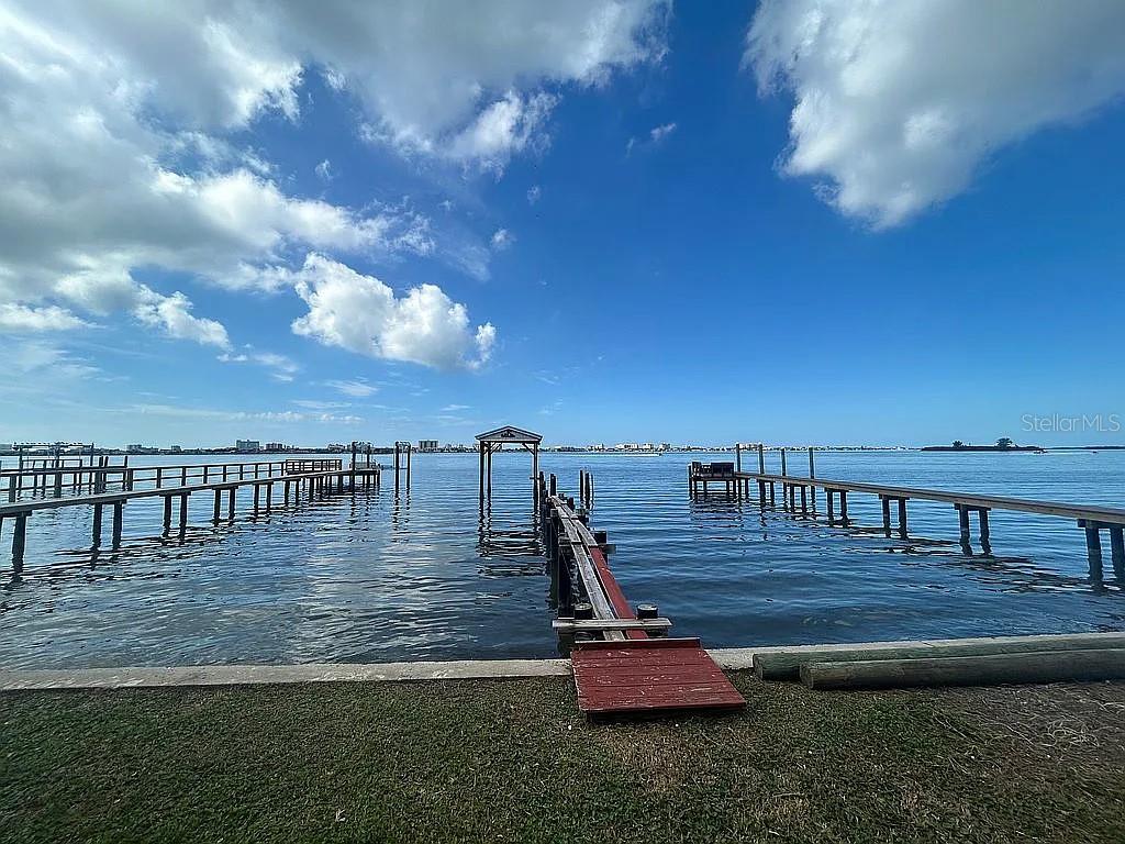 NORTH SHORE PARK - Residential