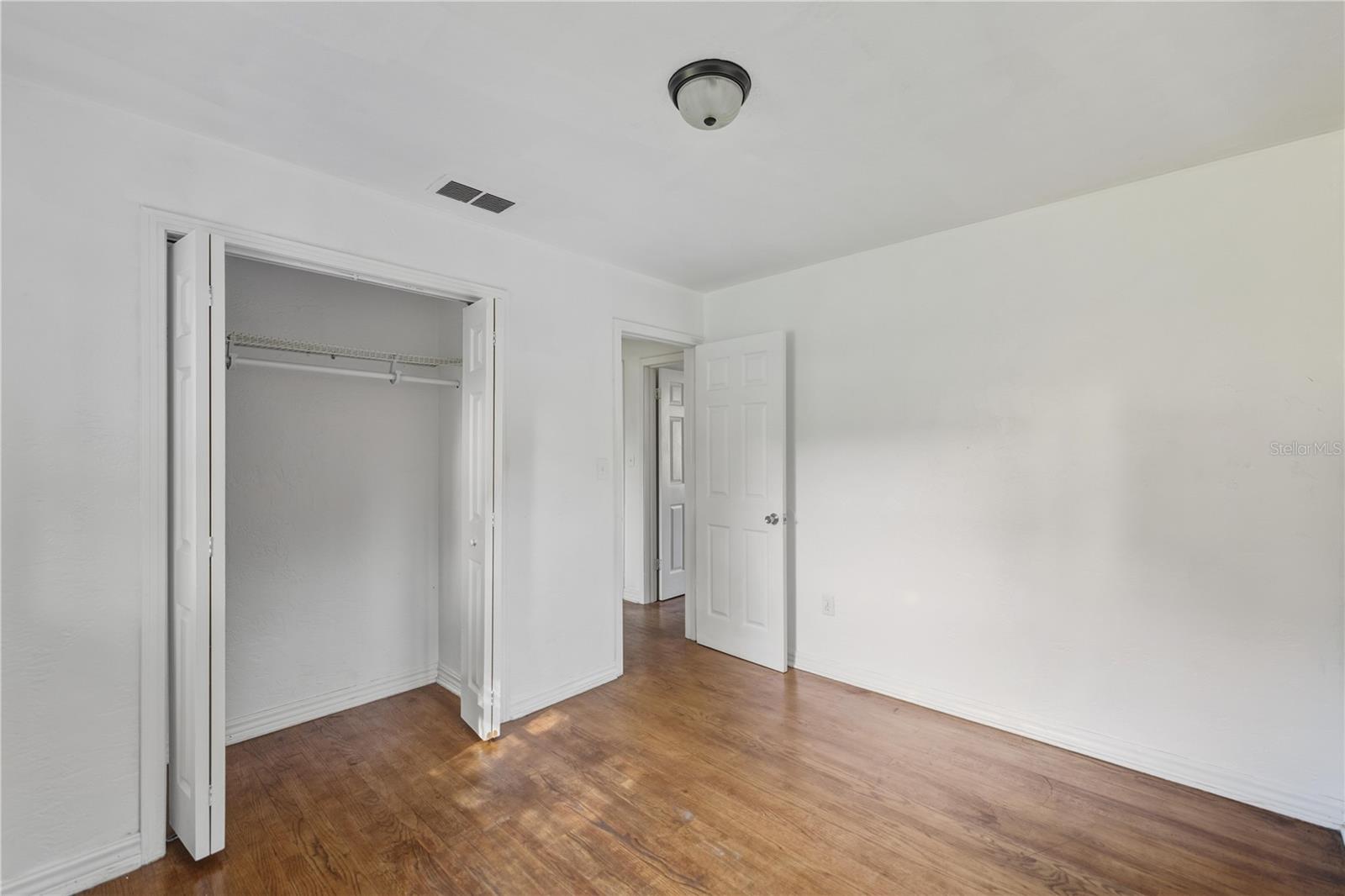 TREE HILL - Residential