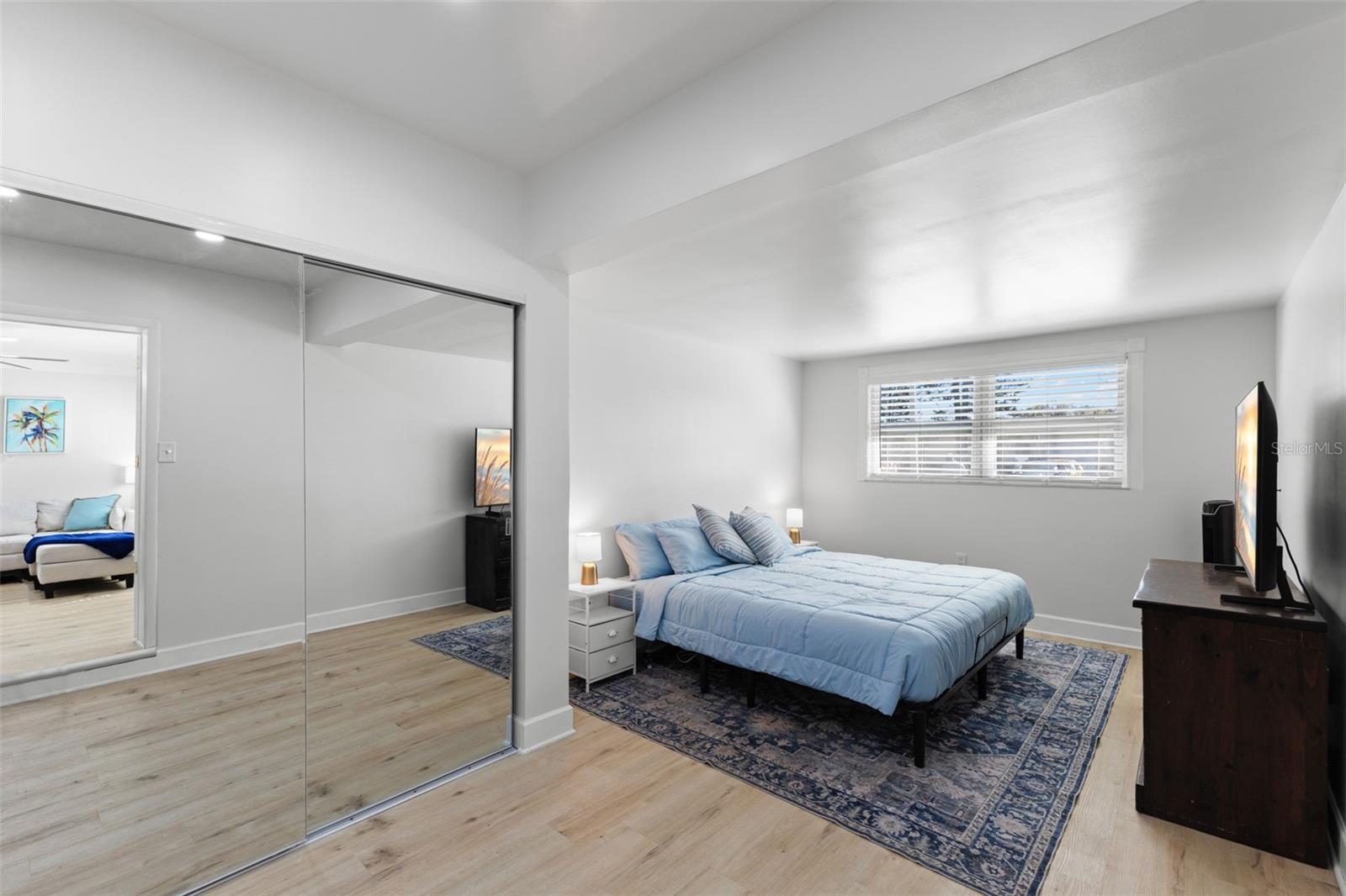 KENNETH CITY - Residential