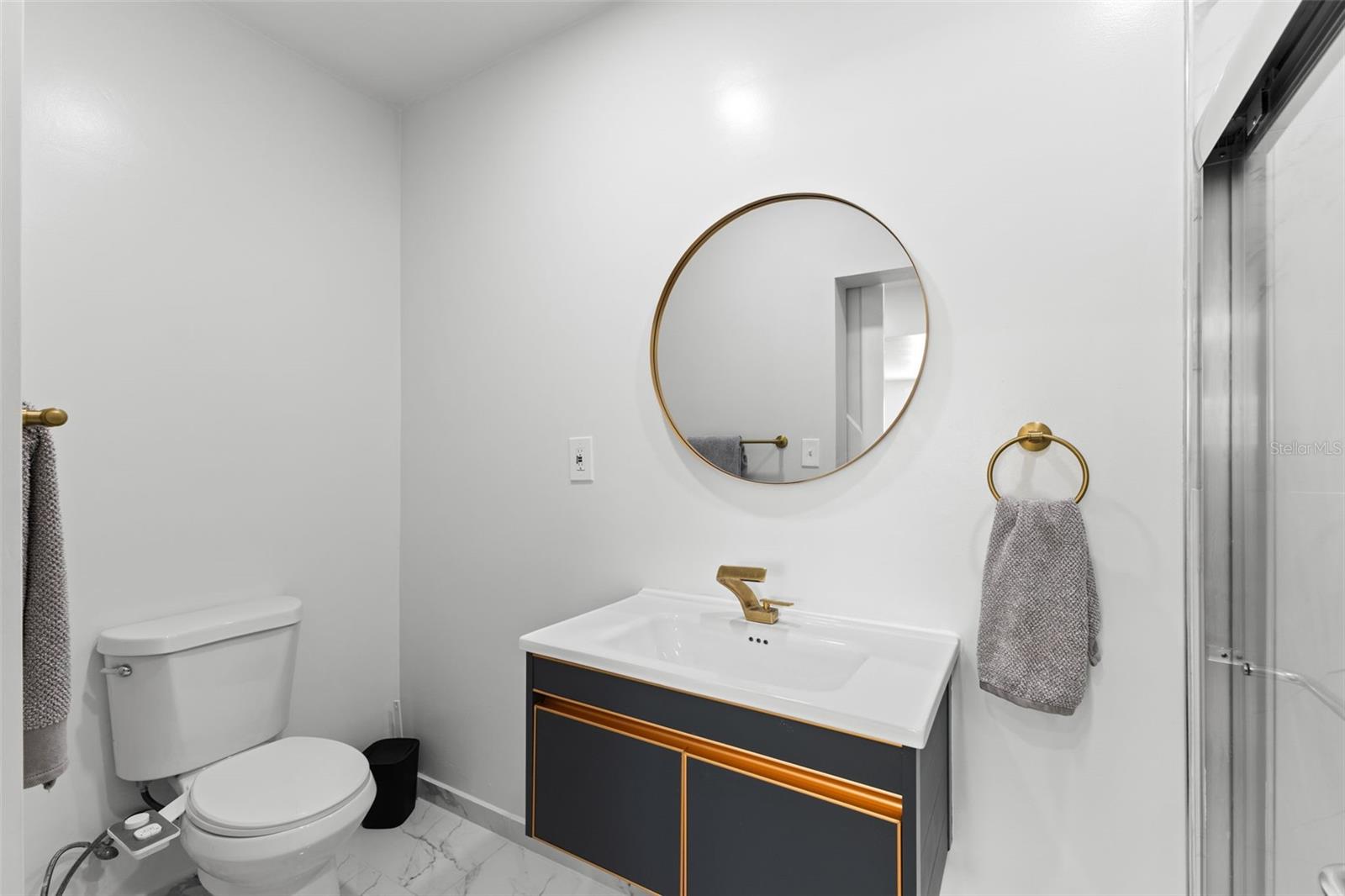 KENNETH CITY - Residential