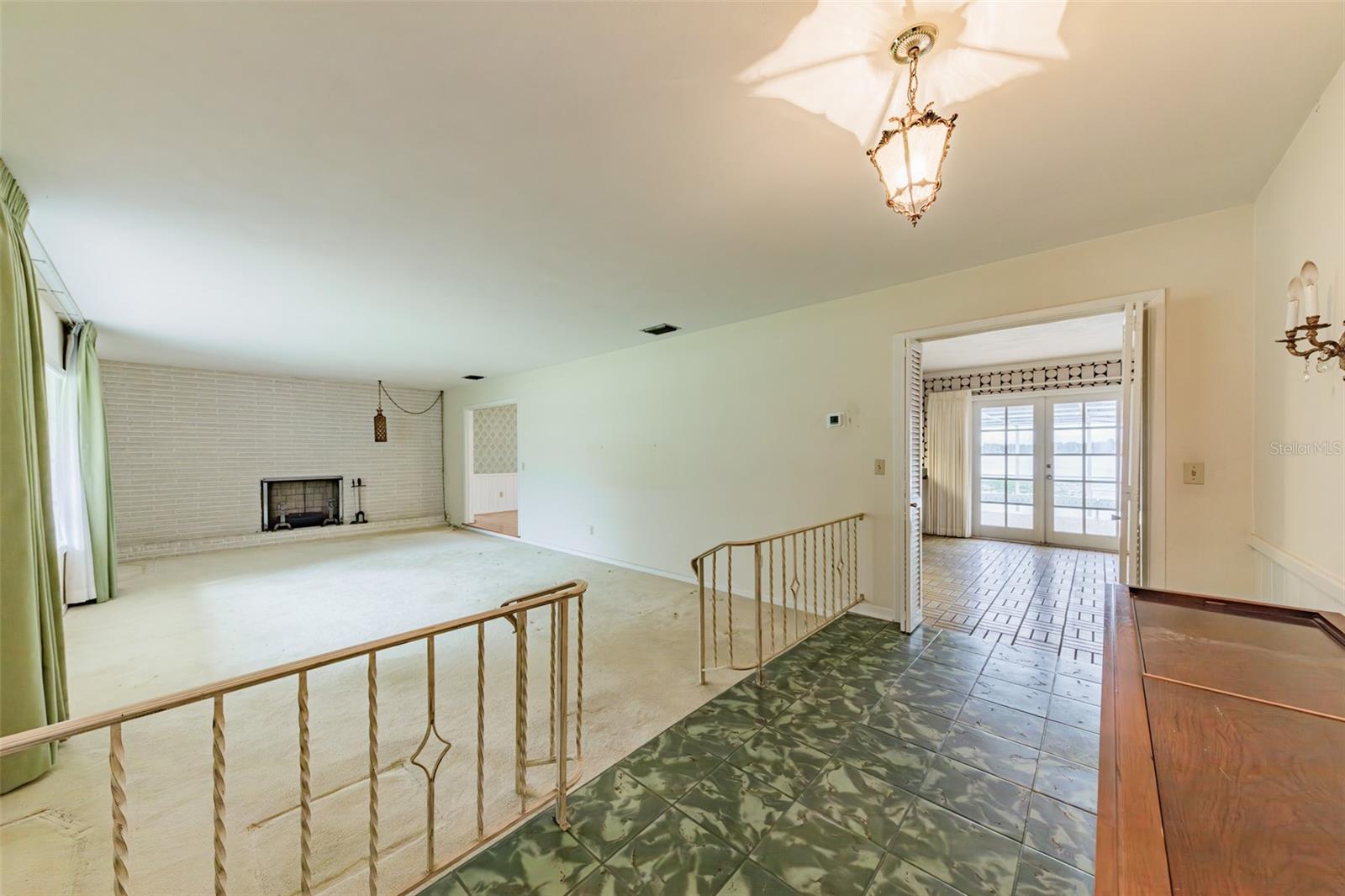 HAVEN SHORES - Residential