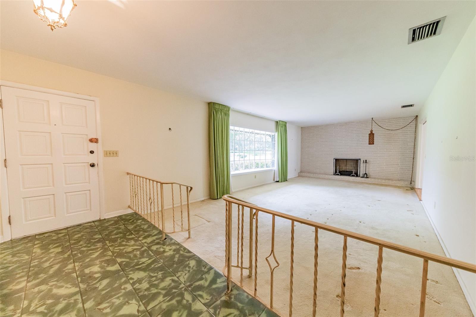 HAVEN SHORES - Residential