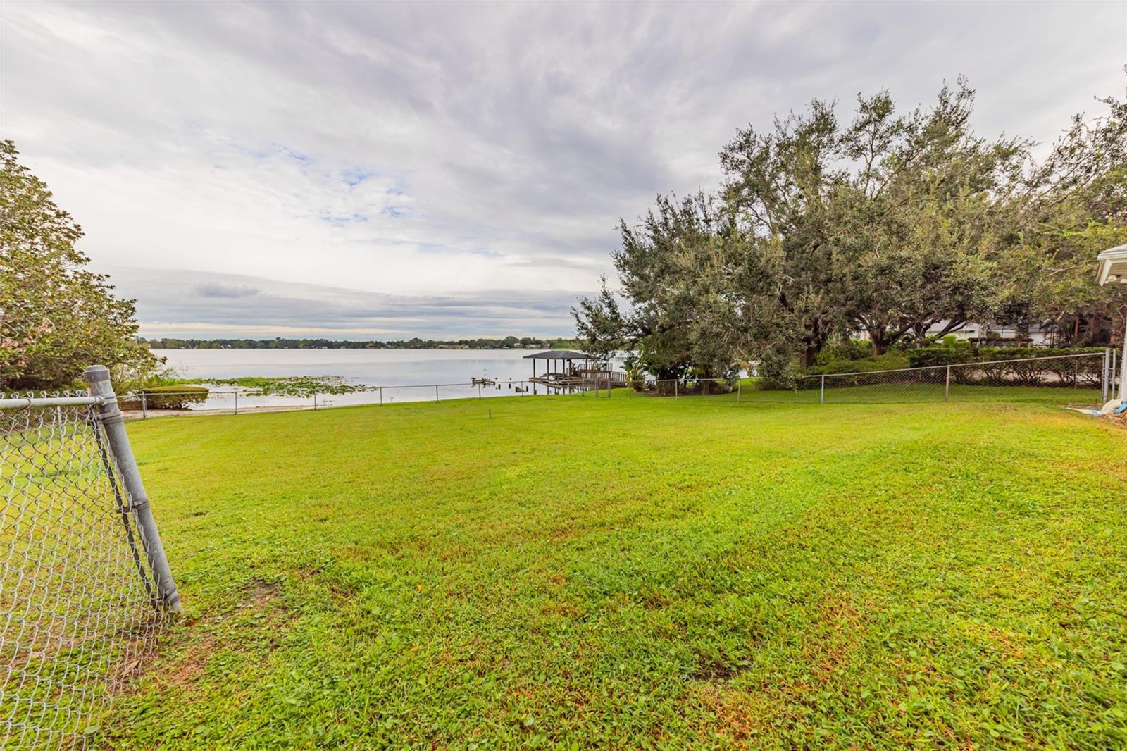 HAVEN SHORES - Residential